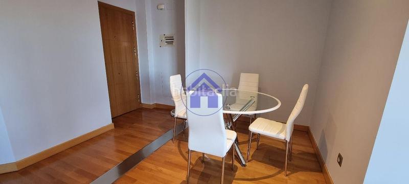 Foto af3cfb1f-7215-4cdb-aef2-3e323c390c73. Alquiler apartamento en Alcabre Vigo