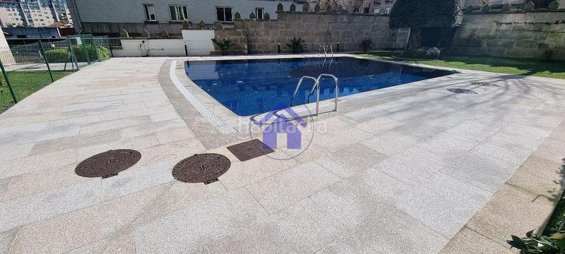 Foto 097b7bdf-8e13-4851-bb95-084550131f36. Rent apartment with heating parking pool in Alcabre Vigo