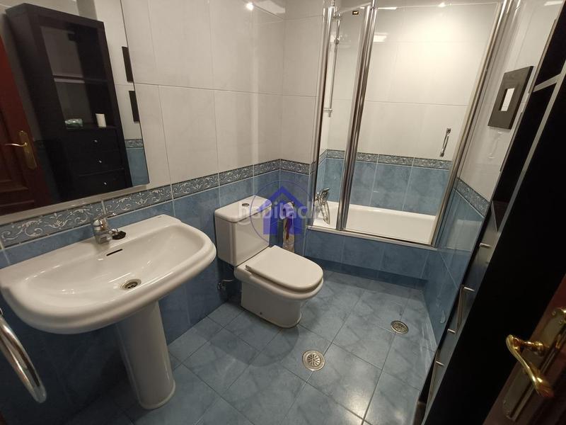 Foto 7caee667-168e-4c17-affb-48540991b1ec. Rent penthouse with heating parking in Plaza Independencia Vigo