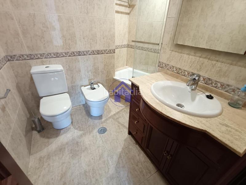 Foto ee5d2348-088b-494b-8844-2d5e27b5c119. Rent penthouse with heating parking in Plaza Independencia Vigo