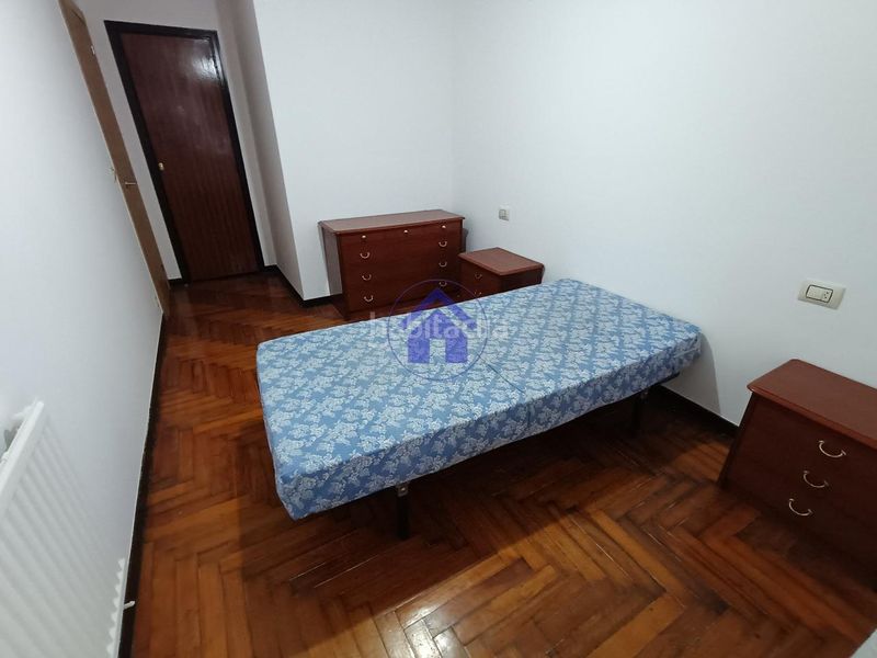 Foto 0c179a36-e873-4dc4-9ef7-c4643fb1ca33. Rent flat with heating parking in Sardoma - Castrelos Vigo