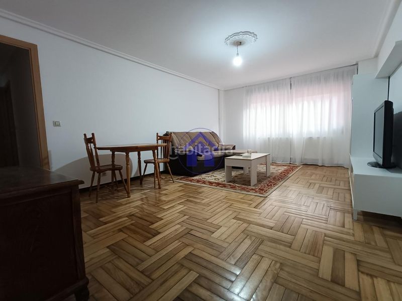 Foto 26a6fd60-a3b9-4c2e-8f7e-5ff60de5b8f4. Rent flat with heating parking in Sardoma - Castrelos Vigo