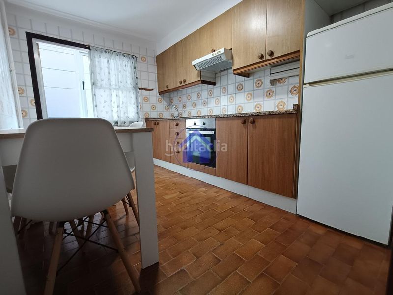 Foto 4c25a21f-53e7-4dcf-bbdd-2a1f7ec7015a. Rent flat with heating parking in Sardoma - Castrelos Vigo