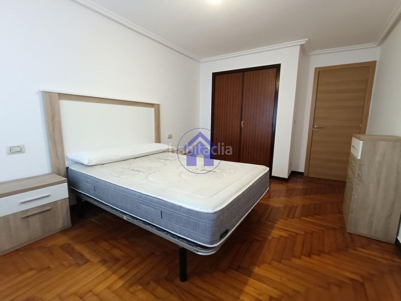 Foto 74e0990e-e7b9-4d5f-9807-bd882b26821b. Rent flat with heating parking in Sardoma - Castrelos Vigo