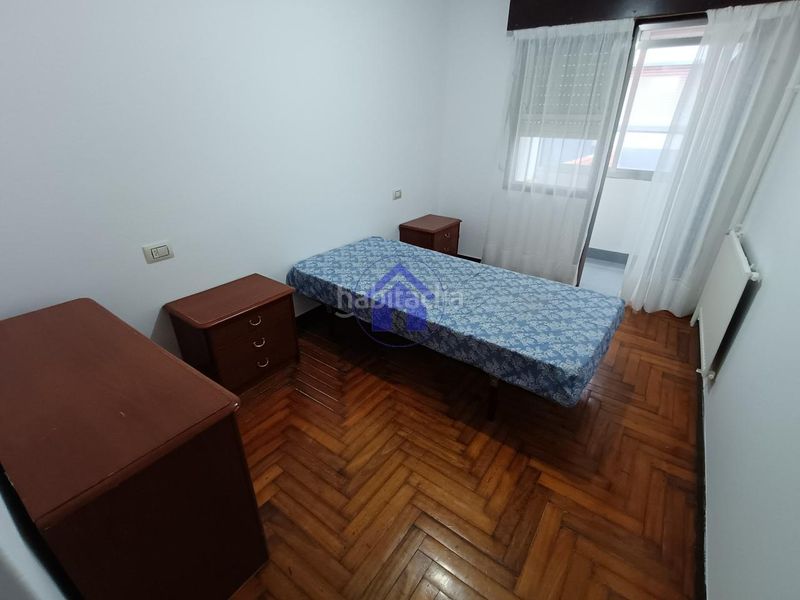 Foto 9eeab49d-77e8-4975-b6bd-2febacc1e94c. Rent flat with heating parking in Sardoma - Castrelos Vigo