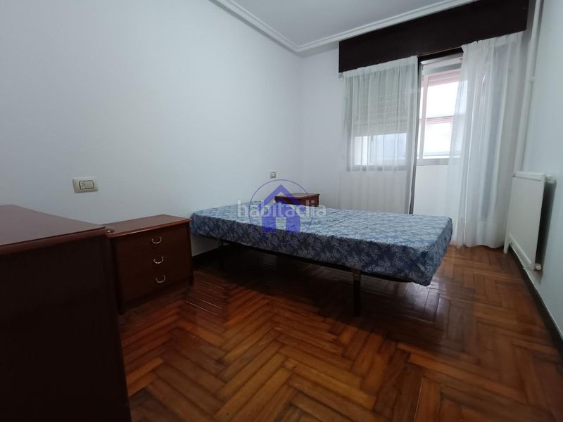Foto a37c19f2-58f9-4978-9fb2-c86045092f86. Rent flat with heating parking in Sardoma - Castrelos Vigo