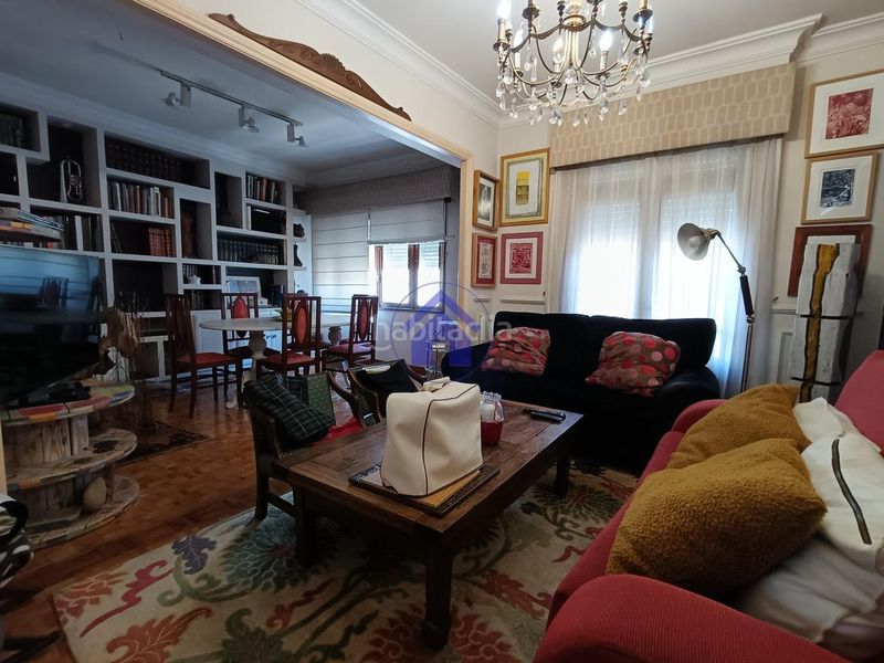 Foto 48c858fd-62a1-4fd0-a962-e5409f17e8f4. Rent flat with heating parking in Camelias - Pi y Margall Vigo