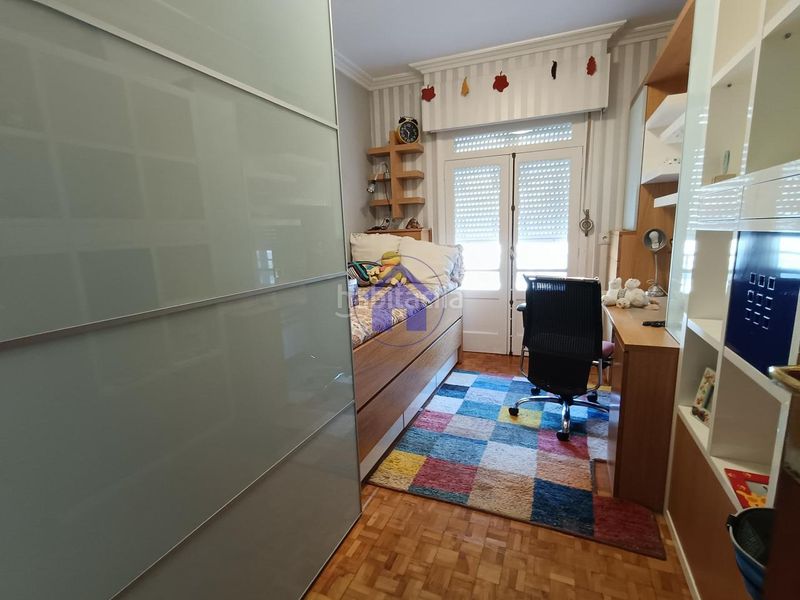 Foto d7b23edc-f23d-4412-ab43-277e611577cb. Rent flat with heating parking in Camelias - Pi y Margall Vigo