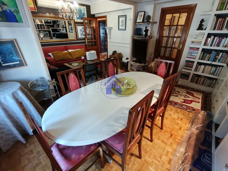 Foto 46962cdb-8c21-4e1b-ac54-93fea3d8ebd8. Lloguer pis amb calefacció aparcament a Camelias - Pi y Margall Vigo