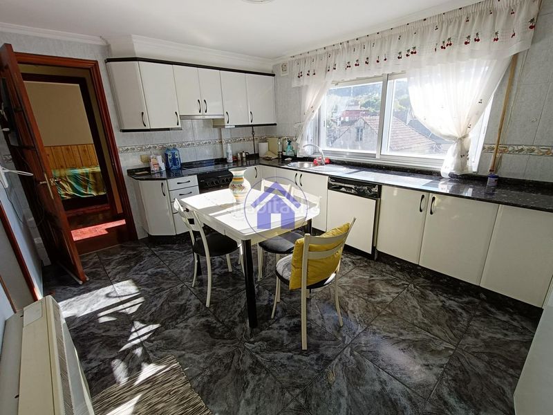 Foto 4c7e5450-529f-40a1-ad0b-a77ca0af2b2e. Flat with heating in Sardoma - Castrelos Vigo