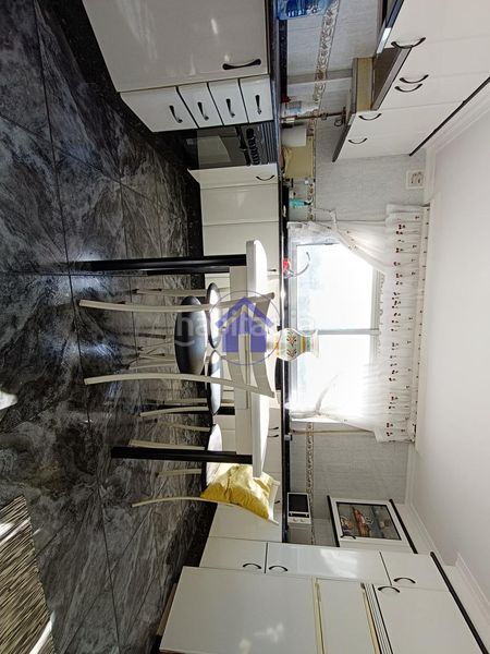 Foto f0a53487-3b91-496f-ba6d-489d8d085a41. Flat with heating in Sardoma - Castrelos Vigo