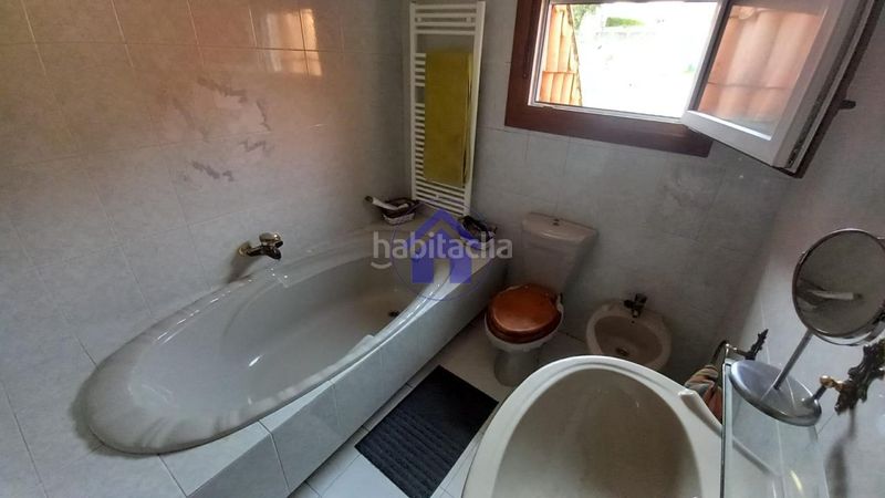 Foto 81564fbf-0a78-4282-8e6d-81d388819f11. Chalet en Teis Vigo