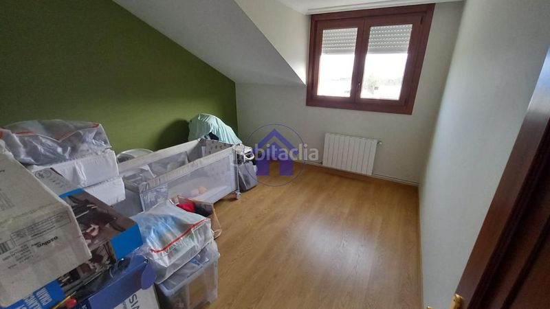 Foto cd9420d6-3f73-45a8-b6d7-65c28a94079b. Chalet en Teis Vigo