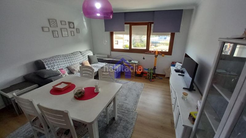 Foto 61eb3de3-8741-4d2e-9585-8f5a33bb00a5. Xalet amb calefacció aparcament piscina a Teis Vigo
