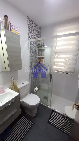 Foto 7d0f6186-34d1-4aef-b188-58a05c2529af. Xalet amb calefacció aparcament piscina a Teis Vigo