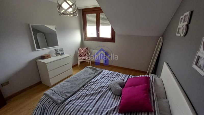 Foto e0a595b6-53b0-4aea-8810-91777092ab99. Xalet amb calefacció aparcament piscina a Teis Vigo