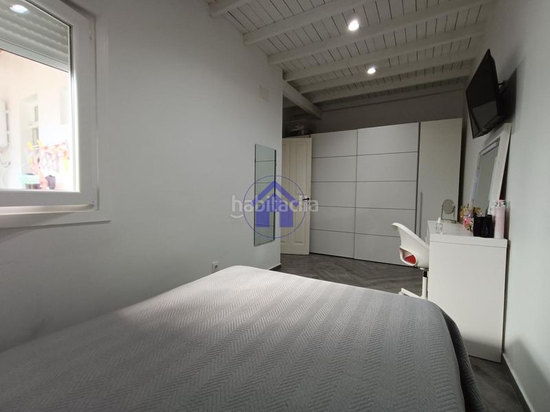 Foto 05fdf6a5-f4b8-4680-b9c8-857b6c04f206. Casa adossada a Teis Vigo