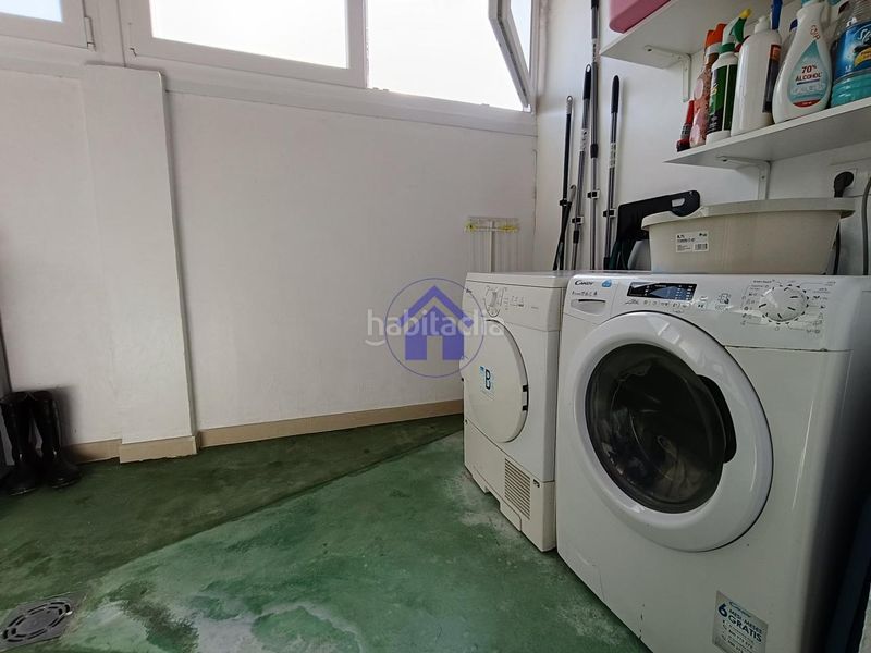 Foto 6218f482-5469-4474-882f-396b8a731ca8. Casa adossada a Teis Vigo