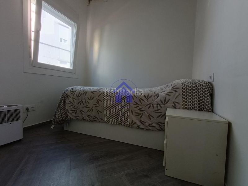 Foto 906bb5cf-a97b-4734-8198-e906cad6dfd3. Casa adossada a Teis Vigo