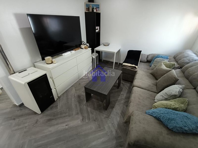 Foto cebfd33d-49c1-4591-8732-31463d14a7fe. Casa adossada a Teis Vigo