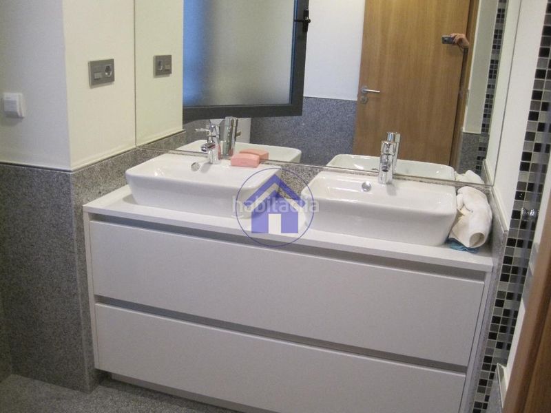 Foto 02a65378-c2b9-4b73-8336-567c62b4b321. Lloguer apartament amb calefacció aparcament piscina a Vigo