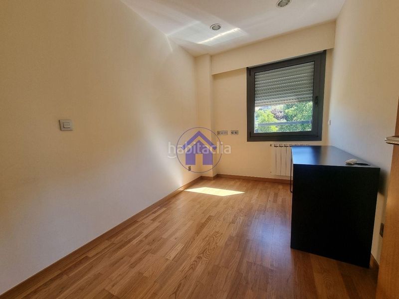 Foto 861b543f-7566-4051-b09e-ec44c71f4be4. Lloguer apartament amb calefacció aparcament piscina a Vigo