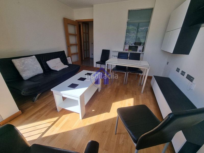 Foto 8e1c0dc2-a6a6-41d0-9955-78bc72f2a99a. Lloguer apartament amb calefacció aparcament piscina a Vigo