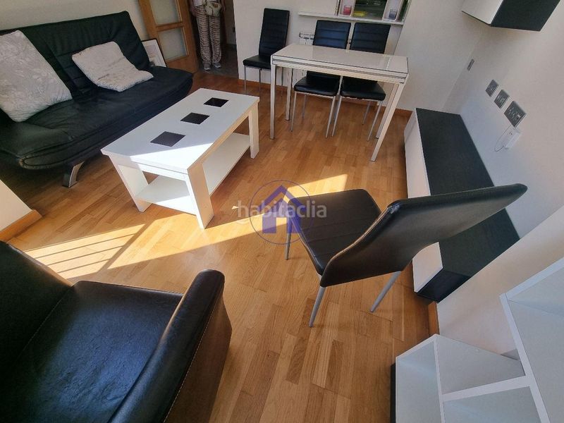 Foto 9c0c5bd7-797b-401e-8548-15c6e3e73ce8. Lloguer apartament amb calefacció aparcament piscina a Vigo