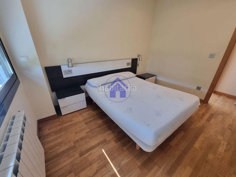 Foto a7f165cf-118e-46e8-95d0-987552a40088. Lloguer apartament amb calefacció aparcament piscina a Vigo