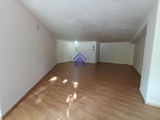 Rent Business premise in Plaza de la industria