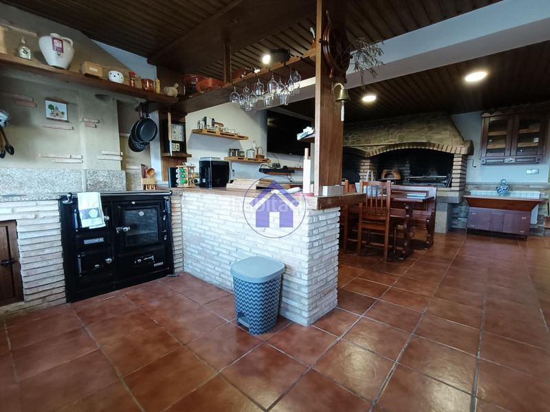 Foto 5e2c971b-ebd7-4b14-80b0-8cb50da21853. Casa amb calefacció aparcament a Gondomar