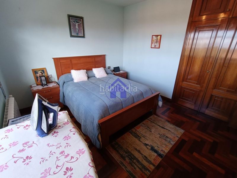 Foto b71baac0-c7c4-4730-84bf-34c32c06a401. Casa amb calefacció aparcament a Gondomar