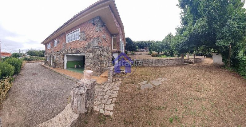 Foto c9a31781-a858-4279-b898-4818eeb85ca3. Casa amb calefacció aparcament a Gondomar
