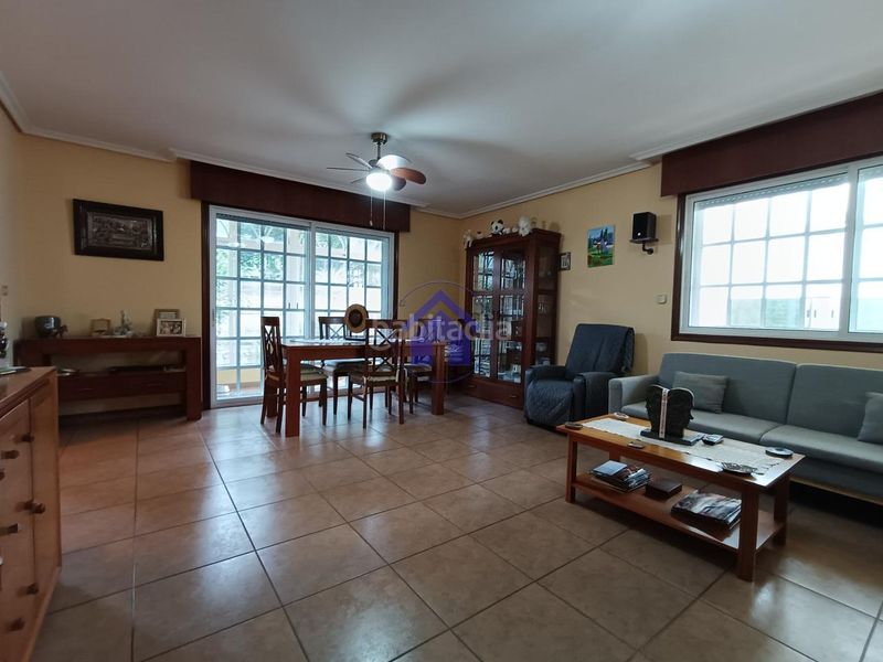 Foto e61607aa-5e3c-4aff-9564-7e5d5e818ee7. Casa amb calefacció aparcament a Gondomar