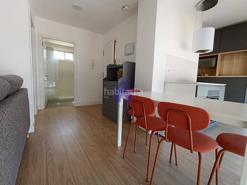 Foto cd6419e1-5c54-4b1e-8d52-875ac43f5a99. Miete studiowohnung in Centro - Areal Vigo