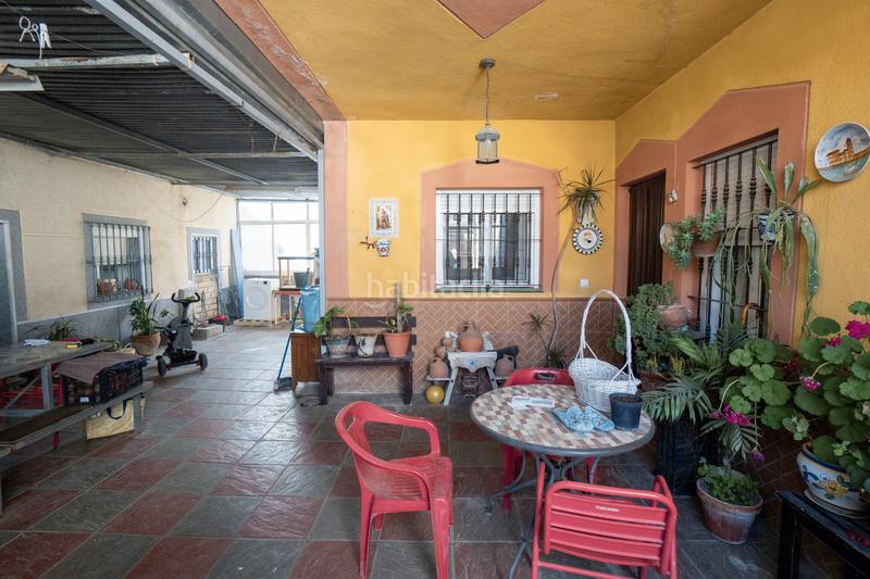 Foto 0abff871-d986-468e-b364-998b75bd1f94. Casa dos viviendas en zona de la atalaya en Ctra Jerez-Ctra del Puerto Sanlúcar de Barrameda