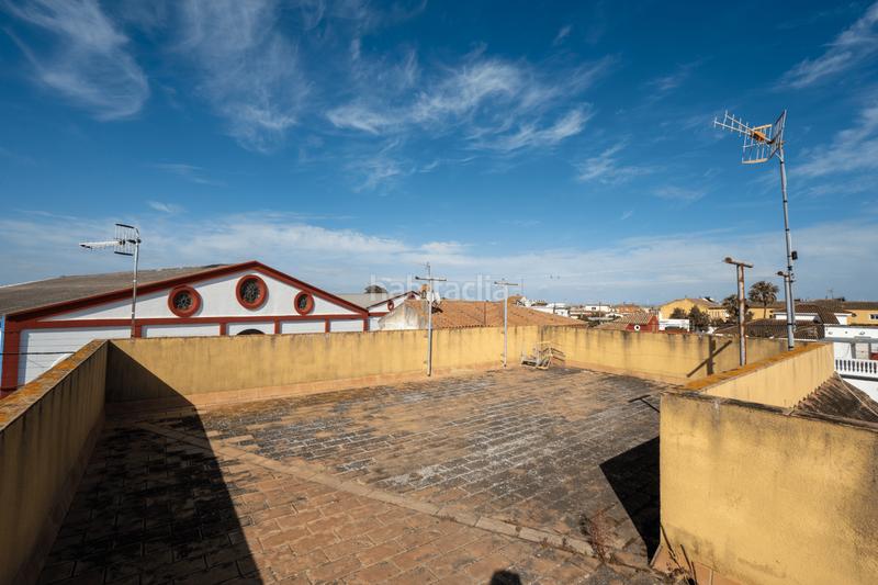 Foto 990bf64a-732f-4fa4-a9db-1d4af7128294. Casa dos viviendas en zona de la atalaya en Ctra Jerez-Ctra del Puerto Sanlúcar de Barrameda