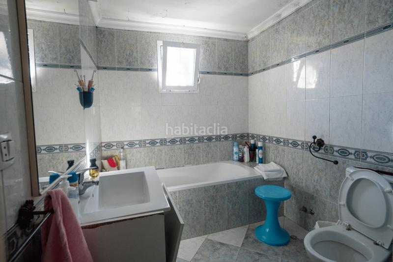 Foto c8c5bab9-3fe0-4ef2-b38c-a6d9b083d76f. Casa dos viviendas en zona de la atalaya en Ctra Jerez-Ctra del Puerto Sanlúcar de Barrameda