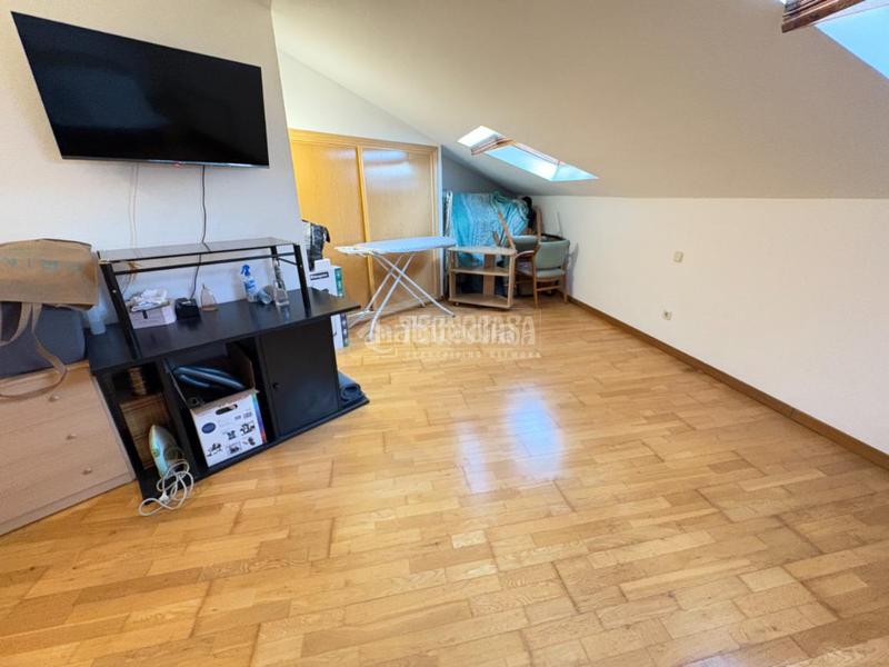 Foto 43e61ff2-69db-46ab-8100-cf4ae64a22a0. Piso  en venta en Loeches
