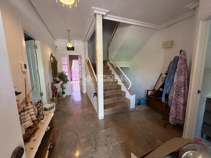 Foto 3bfda899-22ef-4293-aed4-63ba34d4491c. Doppelhaus in Loeches