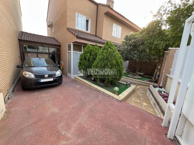 Foto 2669f569-4fce-4490-b1ee-5bccd385b502. Piso  en venta en Loeches