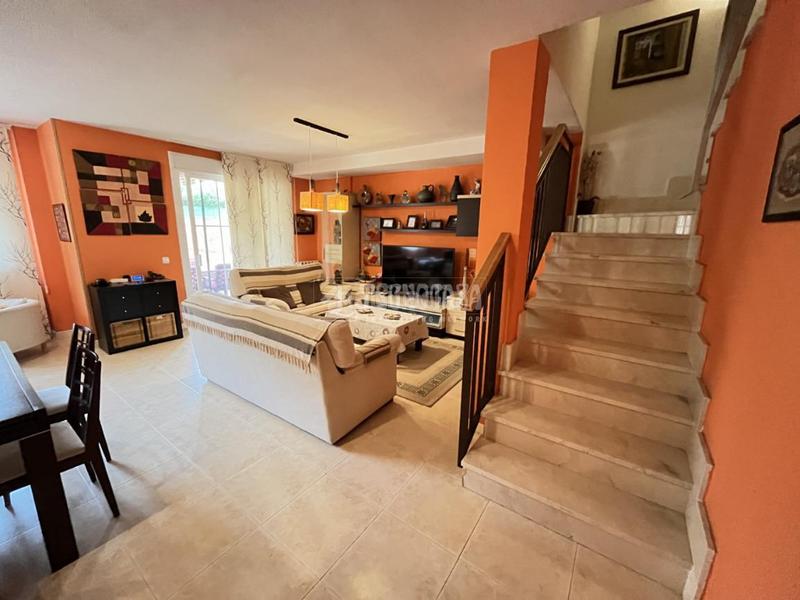 Foto 6c69589b-ab30-4d6c-a629-5e7838dfd5c4. Piso  en venta en Loeches
