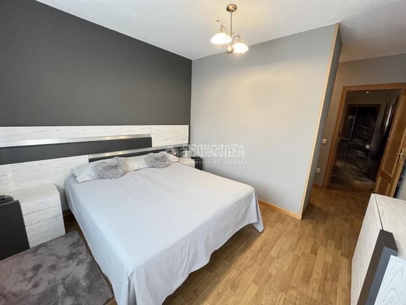 Foto a5cfe5ba-a193-4c78-b904-1d347adcd193. Piso  en venta en Loeches