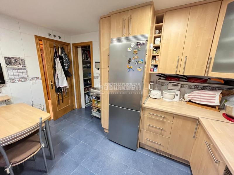 Foto f37f4c29-88ca-4e23-9a35-cca56255ccba. Piso  en venta en Loeches