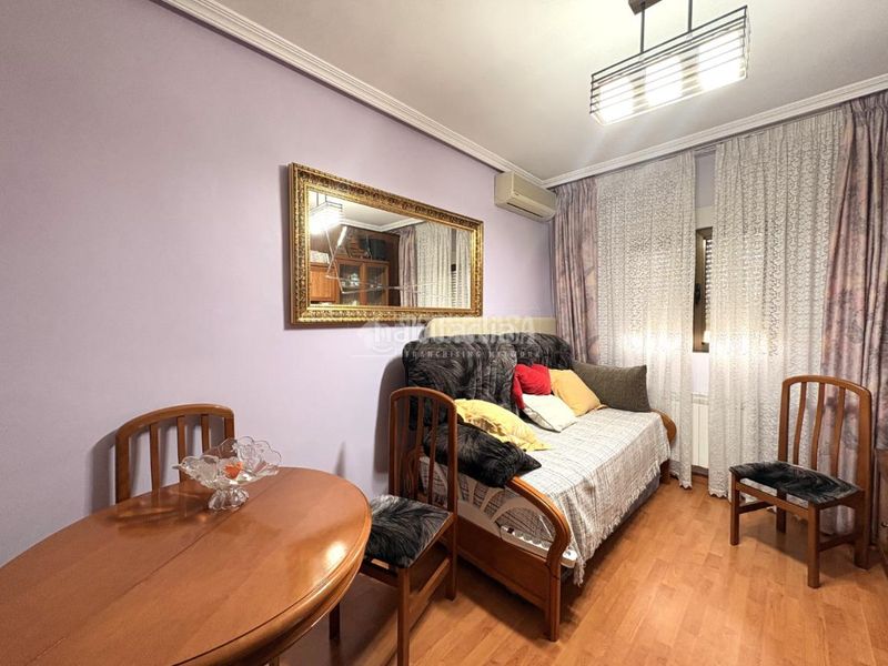 Foto 5dfbc9e5-fec4-468b-a5ed-34406ecf0788. Pis a Loeches