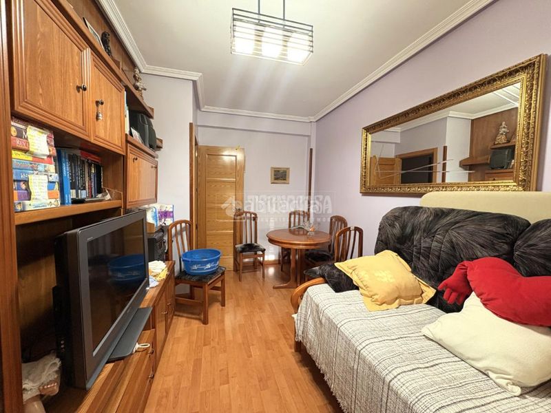 Foto bf5b0960-99c8-44ad-bfff-c513b5520653. Pis a Loeches