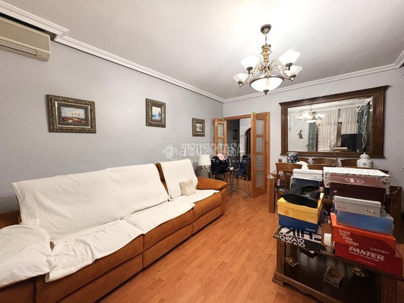 Foto c91ada19-cd26-4deb-ae0c-41e453126845. Pis a Loeches