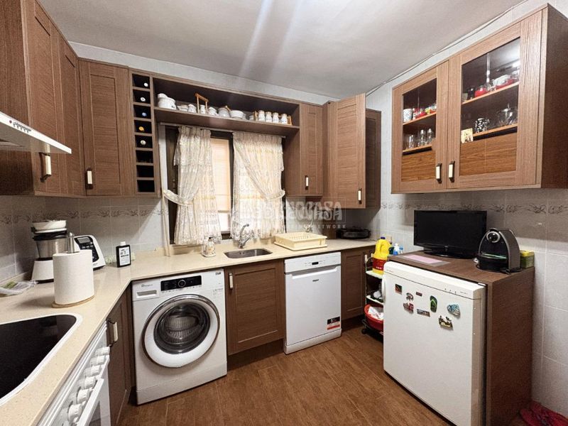 Foto ede67eb8-91ae-4aae-a6fc-637032bf4080. Pis a Loeches