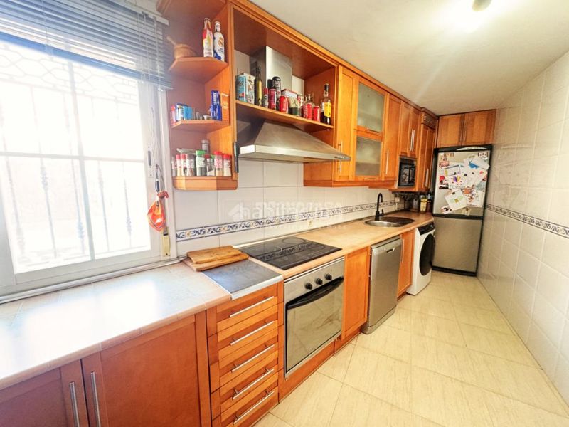 Foto 6e17387d-9f36-499c-a4ce-a6c6a00513cf. Casa aparellada a Loeches