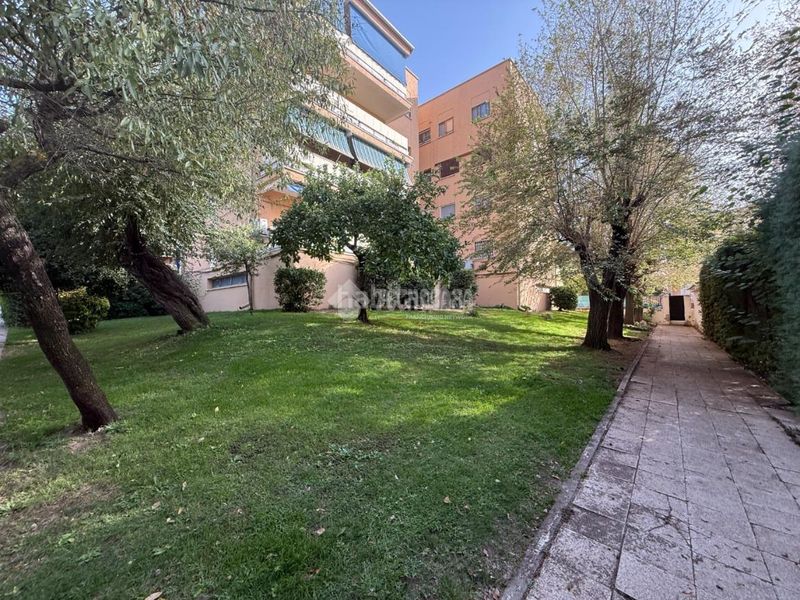 Foto 2885e0e1-bcd3-4a80-a48c-0f8e8e7dede5. Piso  en venta en Loeches